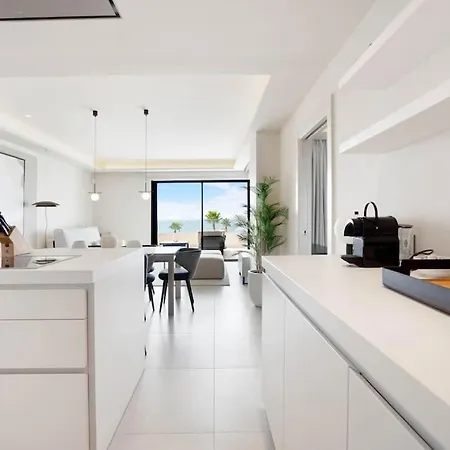 Brand New Luxury 2bd Velaya Beachfront Rdr442 Estepona